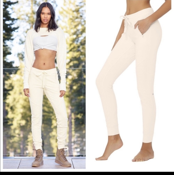 Urban Moto Sweatpant Alo Yoga